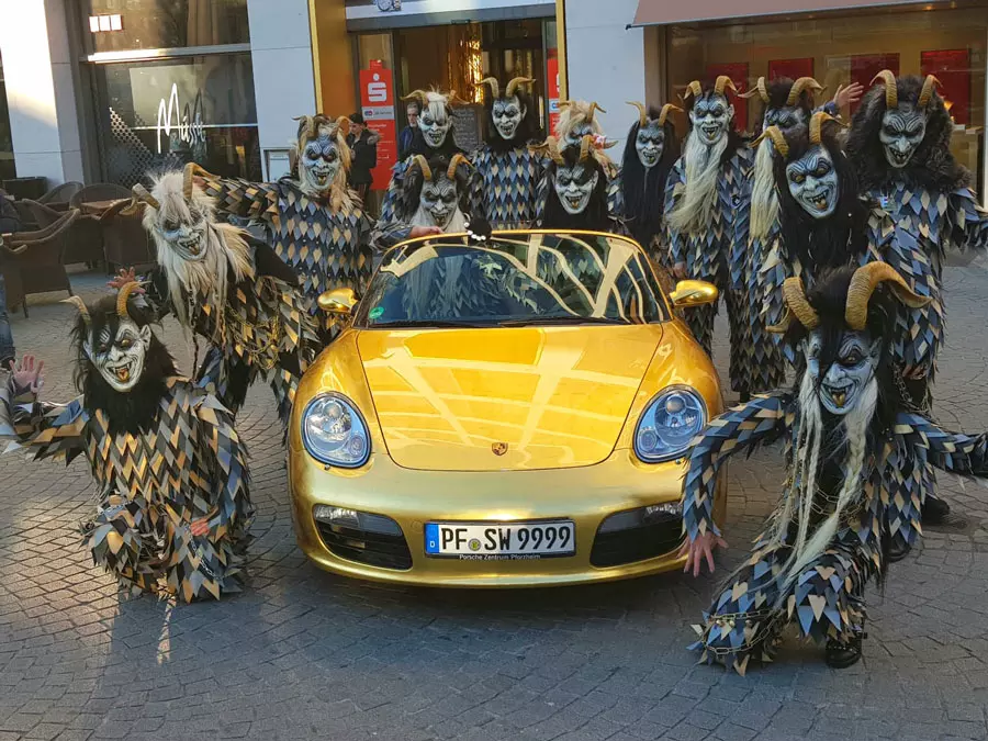 Goldstadt Rassler auf dem Leopoldplatz